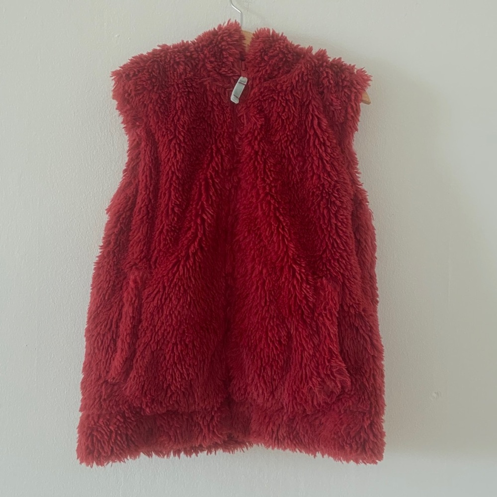 MINI BODEN Red sleeveless vest / jacket 7-8 years
